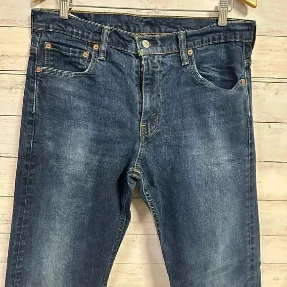 Levi’s 569 Jeans - Picture 3 of 5